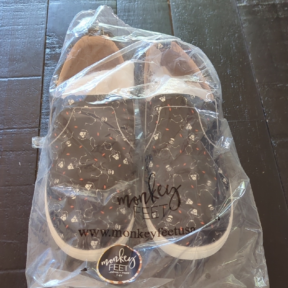 Monkey Feet Black Glow-in-the-dark STAR Wars Skeleton Slip-On Shoes